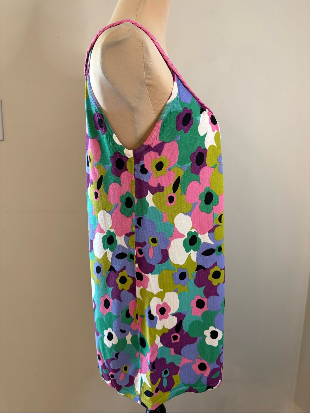 Joseph A. vibrant floral sleeveless sweater top braided pink trim SZ LG - Picture 2 of 11